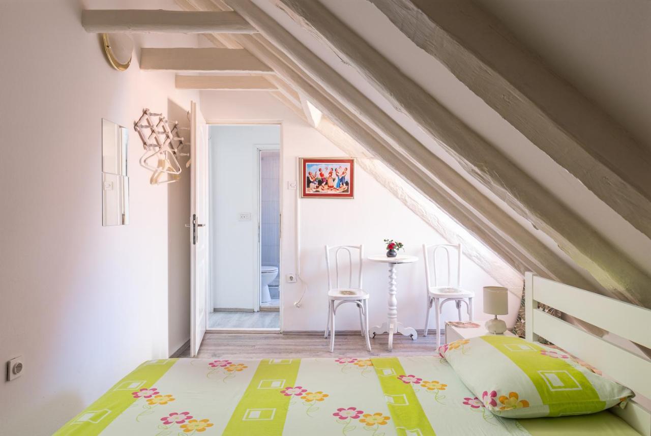 Old Town Baroque Palace Accommodation Dubrovnik Bagian luar foto